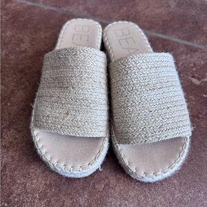 Beach by Matisse Raffia Shoes Size 8